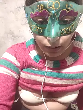 SubmissiveKaur online show from December 17, 12:11 pm