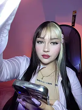 Daniela ruizz online show from June 16, 4:04 am