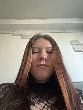Snapshot of FionaMurr chatting on June 14, 1:47 am FionaMurr online show from June 14, 1:47 am