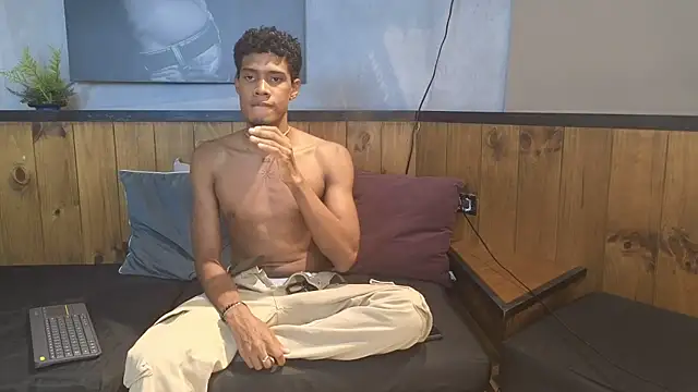 Snapshot of sweet__ethan chatting on December 16, 3:22 am sweet ethan online show from December 16, 3:22 am