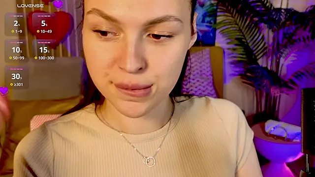 Snapshot of MaxinCarroll chatting on May 11, 4:04 pm MaxinCarroll online show from May 11, 4:04 pm