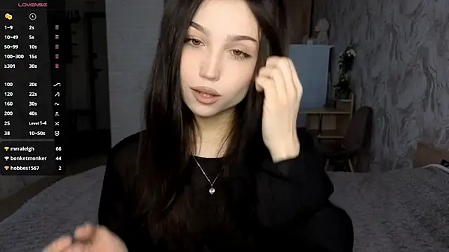 Snapshot of Qwami_Amie chatting on May 16, 6:21 am Qwami Amie online show from May 16, 6:21 am