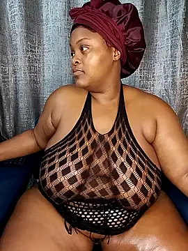 Snapshot of ChoklitBerryXX chatting on May 3, 8:26 pm ChoklitBerryXX online show from May 3, 8:26 pm