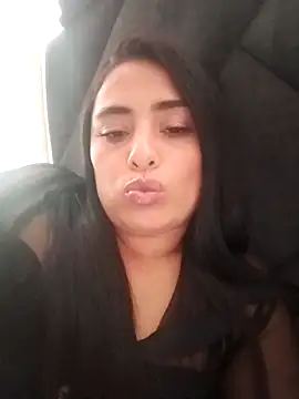 Snapshot of sara_nina chatting on December 14, 8:57 pm sara nina online show from December 14, 8:57 pm