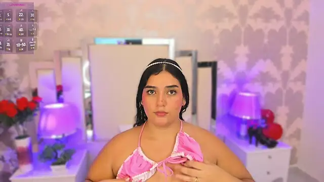 Snapshot of Nikki_Karter chatting on May 16, 11:14 pm Nikki Karter online show from May 16, 11:14 pm