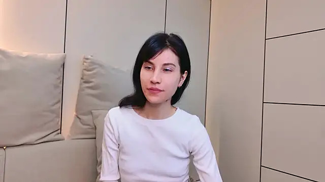 Dedra Dixon online show from March 16, 10:30 am