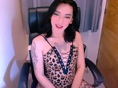 Snapshot of lil_cummer69 chatting on December 19, 4:58 pm lil cummer69 online show from December 19, 4:58 pm