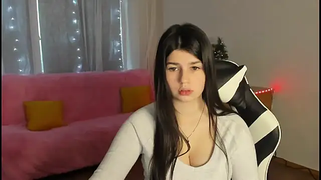 KisaModel online show from December 22, 8:22 am