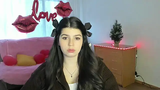 KisaModel online show from February 15, 7:51 am