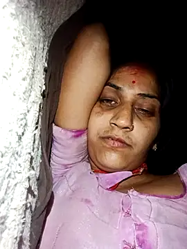 Snapshot of Chayna_singh chatting on May 24, 5:18 pm Chayna singh online show from May 24, 5:18 pm