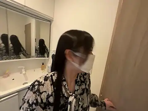 Gokujyo-Namanaka online show from February 10, 7:34 am