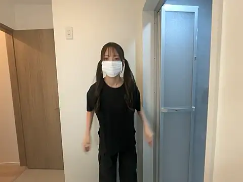 Snapshot of Gokujyo-Namanaka chatting on May 18, 3:18 pm Gokujyo-Namanaka online show from May 18, 3:18 pm