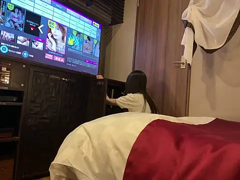 Snapshot of Gokujyo-Namanaka chatting on June 10, 1:54 pm Gokujyo-Namanaka online show from June 10, 1:54 pm