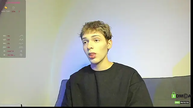 Snapshot of colestorm_ chatting on January 7, 7:05 pm colestorm online show from January 7, 7:05 pm