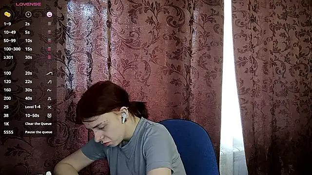 IleanaPishko online show from February 19, 10:44 am