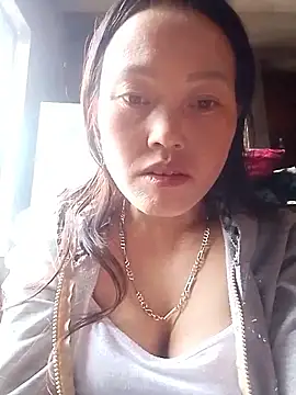 Snapshot of Heya_k2 chatting on December 16, 9:14 am Heya k2 online show from December 16, 9:14 am