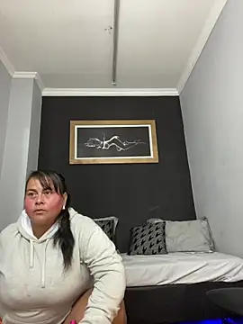 Snapshot of SayMarLuna chatting on June 12, 9:14 pm SayMarLuna online show from June 12, 9:14 pm