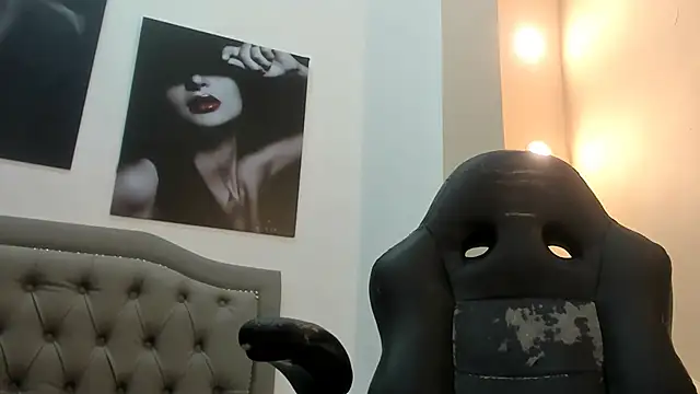 khris  evans online show from February 13, 8:27 pm