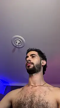 Snapshot of _YOURHERO chatting on December 18, 2:17 am YOURHERO online show from December 18, 2:17 am