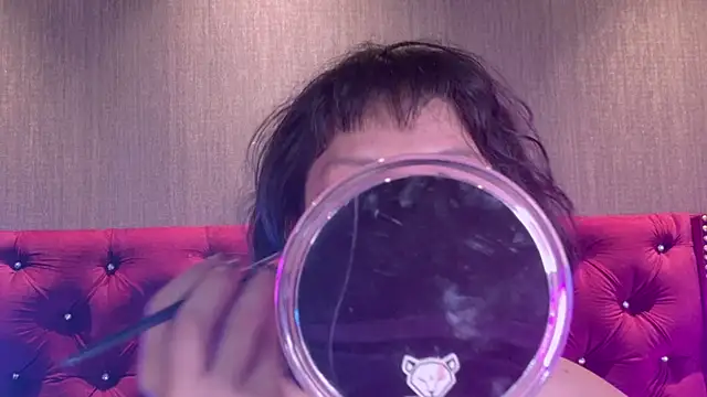 Snapshot of Shelly_bat chatting on July 8, 10:36 pm Shelly bat online show from July 8, 10:36 pm