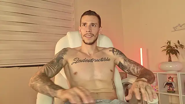 J king   online show from July 10, 3:47 pm
