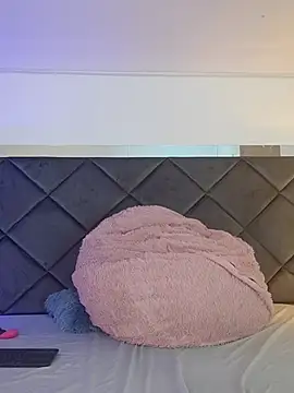 LunaaCurly online show from March 9, 7:29 pm