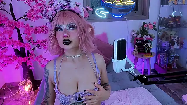 Snapshot of Hayami_Lee chatting on March 7, 2:52 am Hayami Lee online show from March 7, 2:52 am