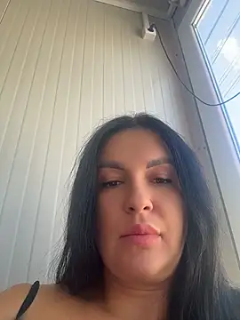 Snapshot of MeganBlueq chatting on July 29, 8:45 am MeganBlueq online show from July 29, 8:45 am