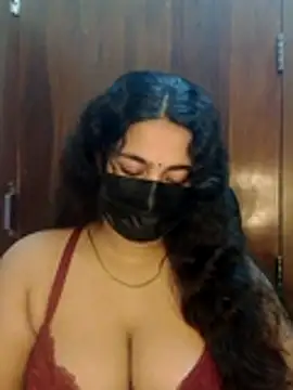 nosrat014 online show from May 2, 5:40 pm