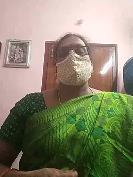 Snapshot of sarala_telugu chatting on May 24, 5:18 pm sarala telugu online show from May 24, 5:18 pm