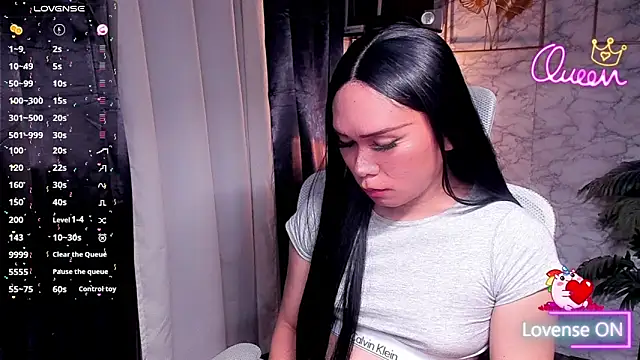 xSweet Gigi online show from March 13, 7:20 pm