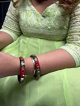 butterflyslay online show from February 3, 11:59 am