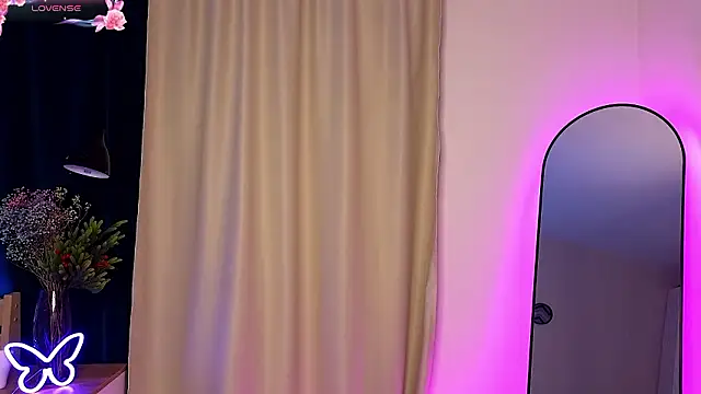 natur ella online show from February 10, 1:04 pm