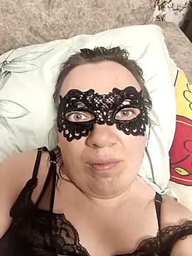 Snapshot of LimonLoveqw chatting on December 15, 12:20 pm LimonLoveqw online show from December 15, 12:20 pm