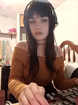 Snapshot of ladydark25 chatting on December 15, 2:16 am ladydark25 online show from December 15, 2:16 am