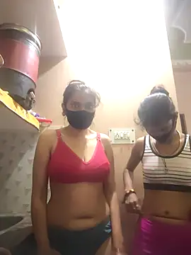 Snapshot of jaanvi-Rani chatting on January 17, 2:33 pm jaanvi-Rani online show from January 17, 2:33 pm