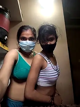 Snapshot of jaanvi-Rani chatting on February 3, 9:47 am jaanvi-Rani online show from February 3, 9:47 am