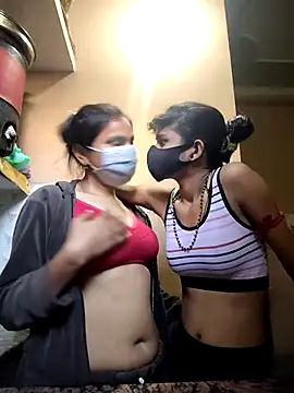 Snapshot of jaanvi-Rani chatting on February 16, 3:24 am jaanvi-Rani online show from February 16, 3:24 am