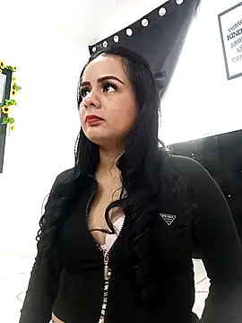 Violetawiliams online show from December 15, 1:48 pm