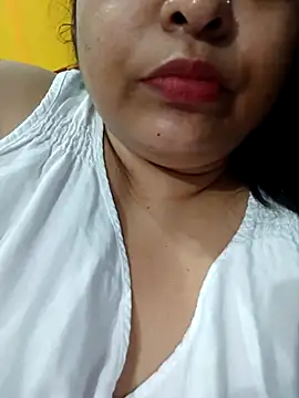 peu8 online show from May 5, 5:43 pm