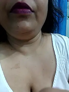 peu8 online show from May 7, 2:55 pm