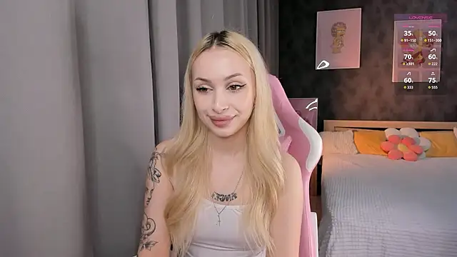 LanaMiracle online show from March 2, 5:08 am