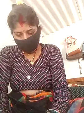 Snapshot of Aaisha_01 chatting on June 13, 7:50 am Aaisha 01 online show from June 13, 7:50 am