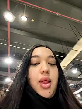 Snapshot of Bright-Flash chatting on December 16, 1:27 pm Bright-Flash online show from December 16, 1:27 pm