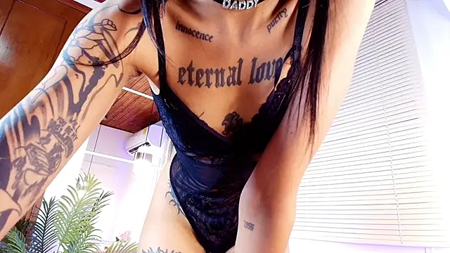 emily burton18 online show from February 11, 12:10 pm