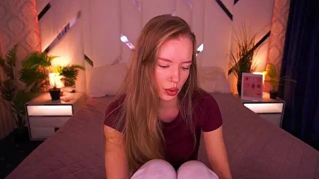 MollyyMayy online show from January 15, 9:36 am