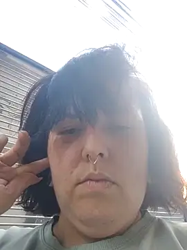 Divine Pouvoir online show from February 26, 8:08 pm