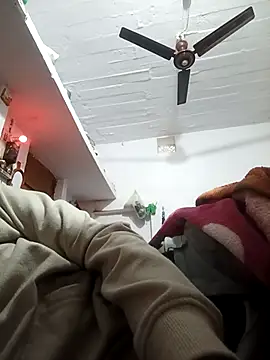 Lovely priya1001 online show from December 16, 2:27 am