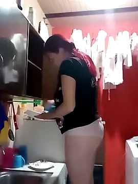 Snapshot of Annelis1 chatting on December 16, 5:51 pm Annelis1 online show from December 16, 5:51 pm