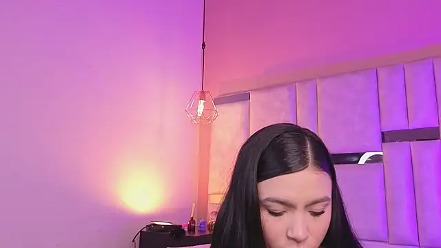 Snapshot of kylie_river chatting on May 23, 11:36 am kylie river online show from May 23, 11:36 am